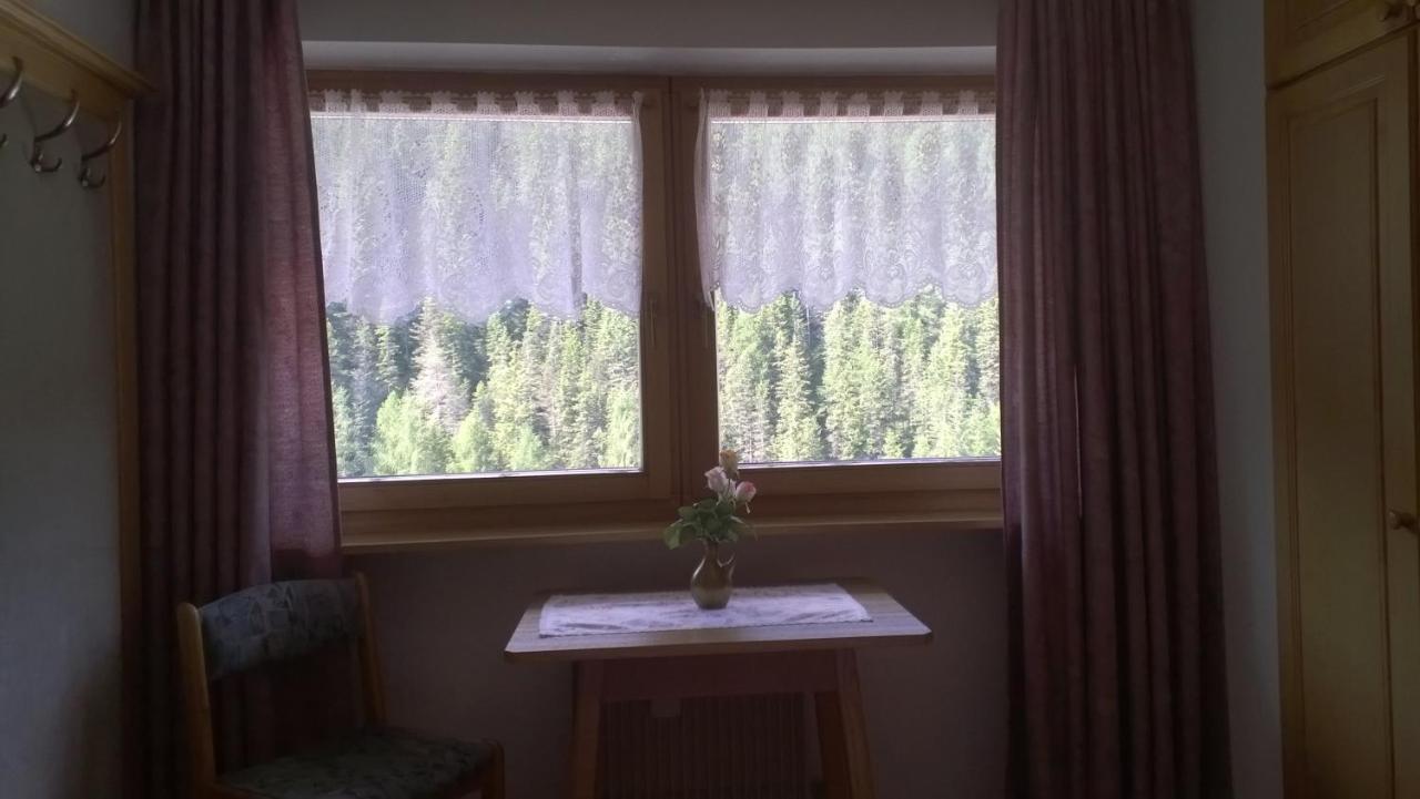 Residence Ploner San Cassiano  Quarto foto