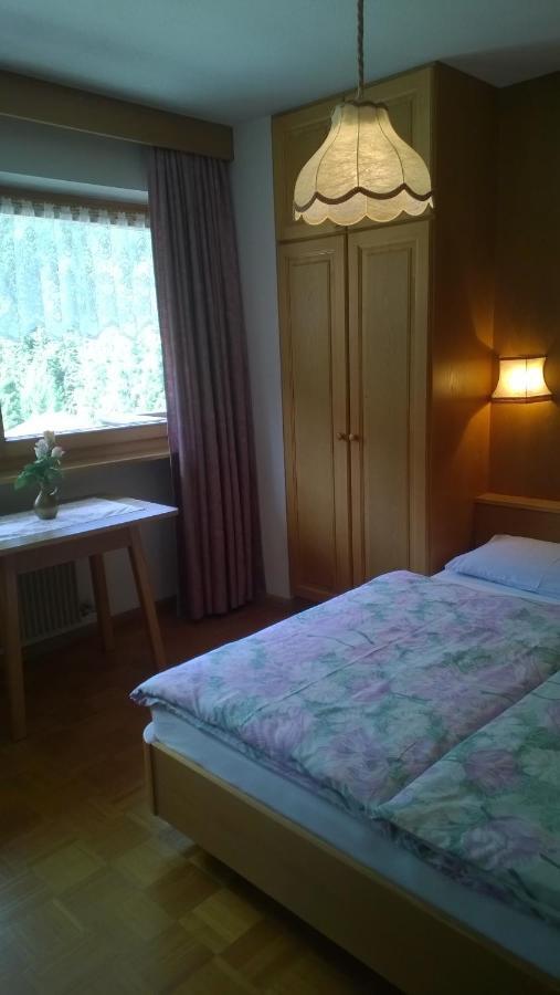 Residence Ploner San Cassiano  Quarto foto